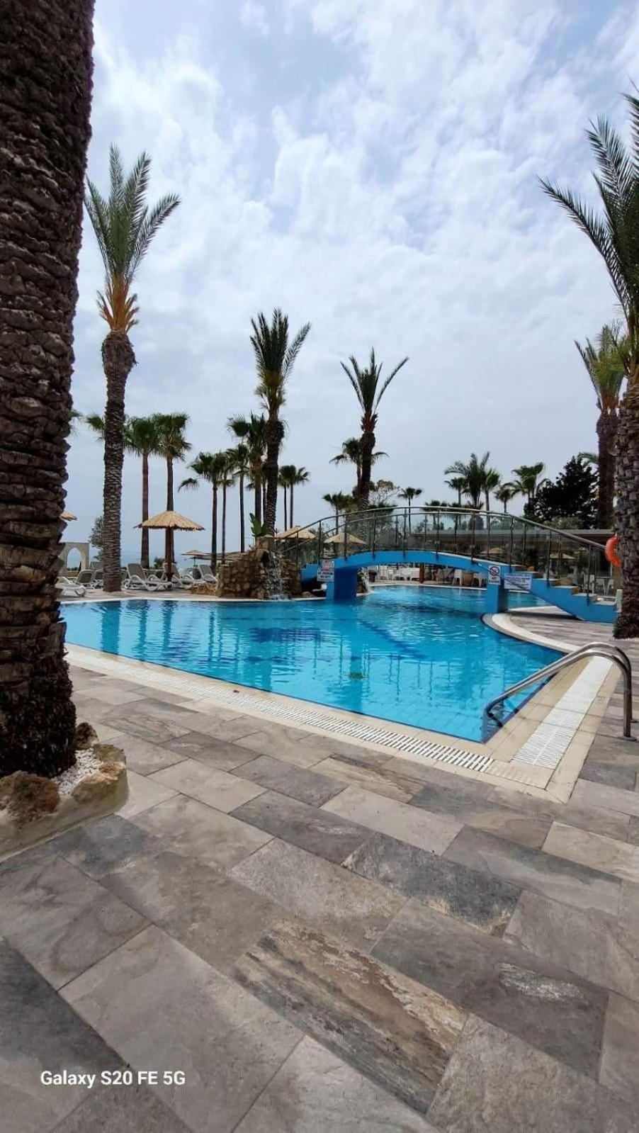 Simos Magic Beach Hotel Apts Айя-Напа Экстерьер фото